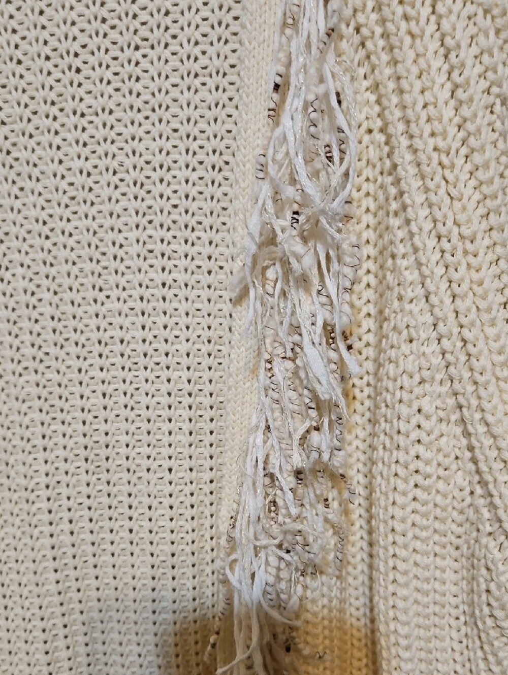 Curios Open-Front Fringe Knit Cardigan in Light Cream - Picture 4 of 10